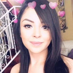 Meet your Posher, Becky